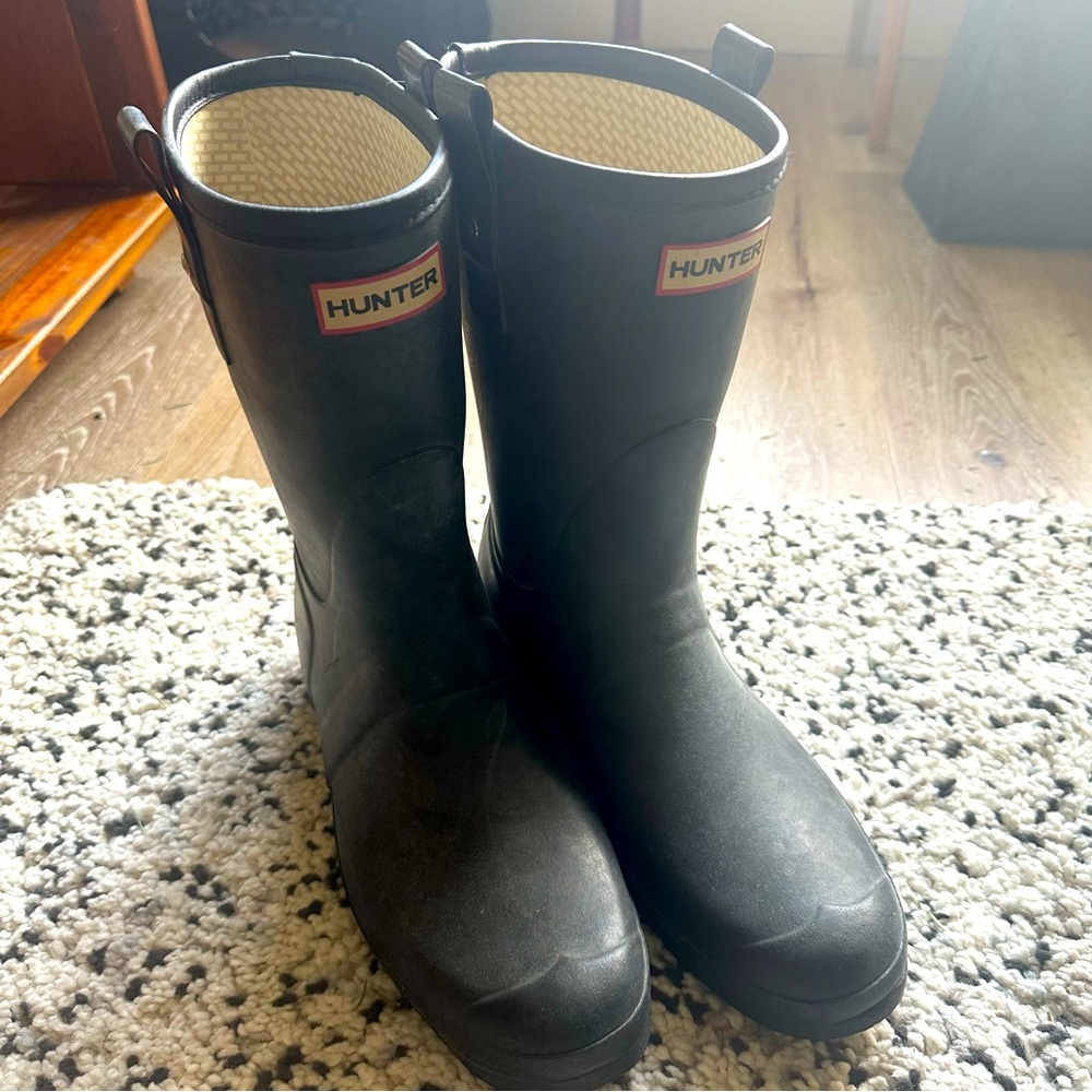 Hunter boots. Men’s US 12, UK 11